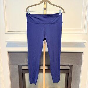 💙 Athleta Accelerate 7/8 Tight Leggings | Size Large